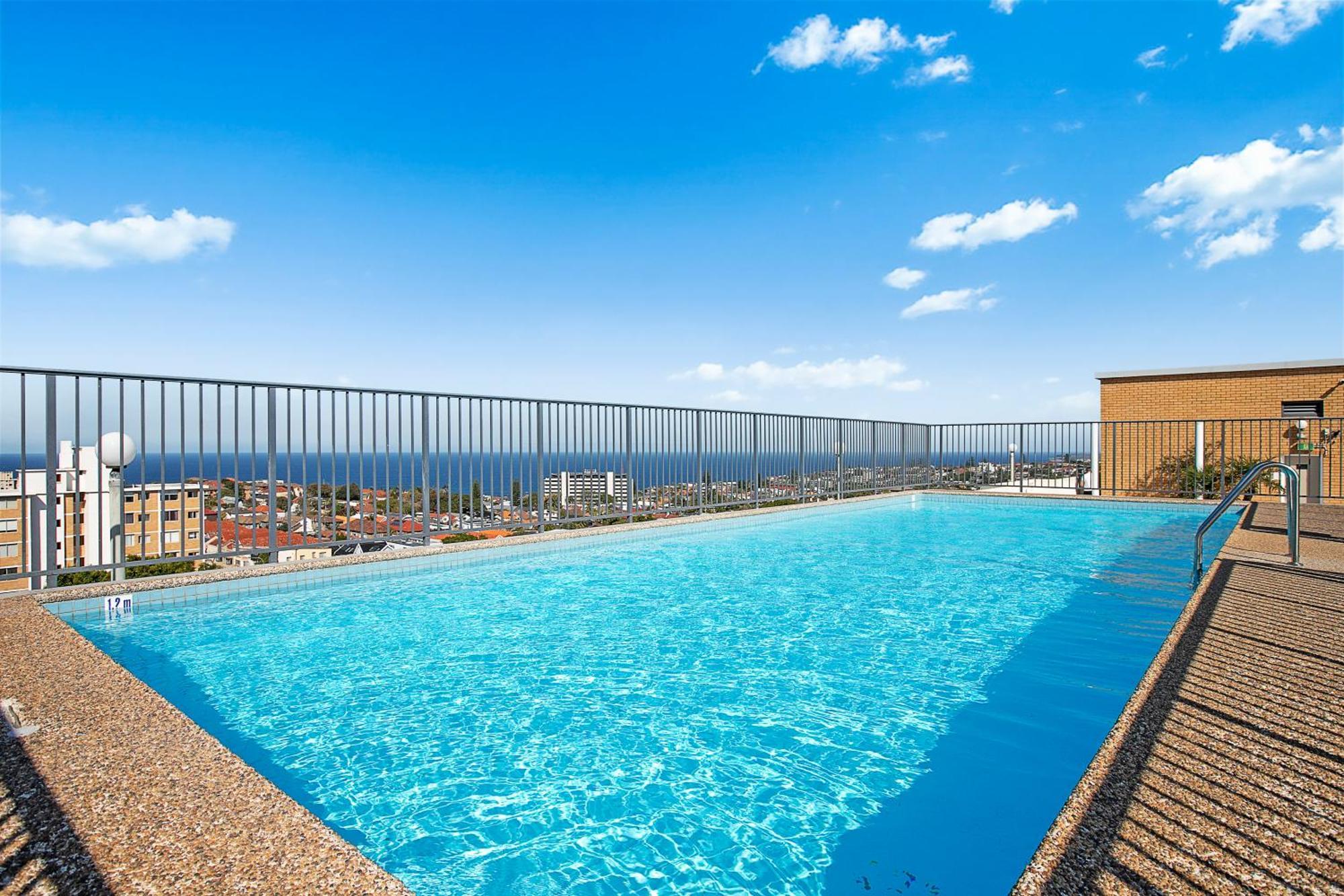 Apartment Bondi With Views From Rooftop Pool